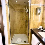 瓦伦纳酒店 酒店 4*